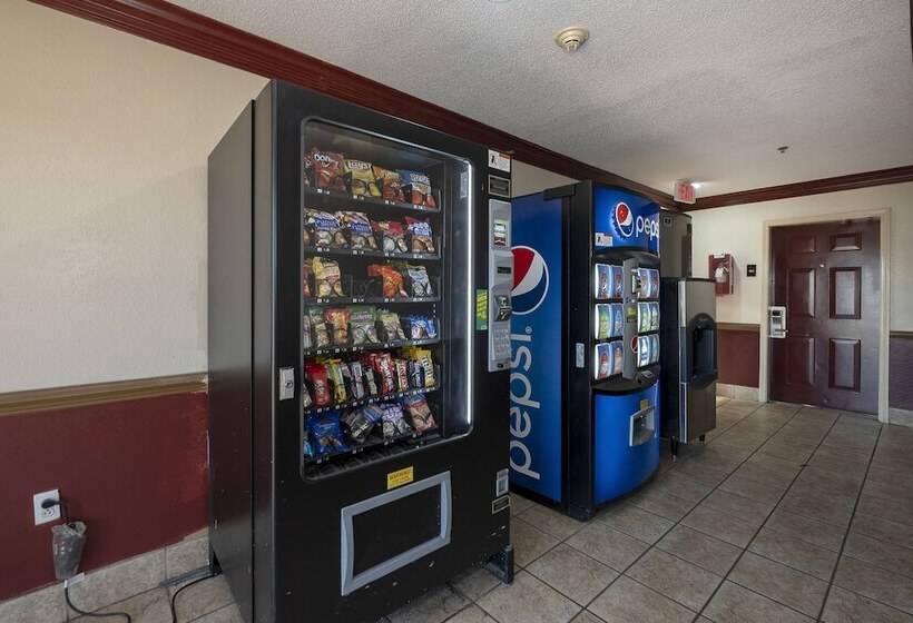 فندق Red Roof Inn & Suites Pensacola  Nas Corry