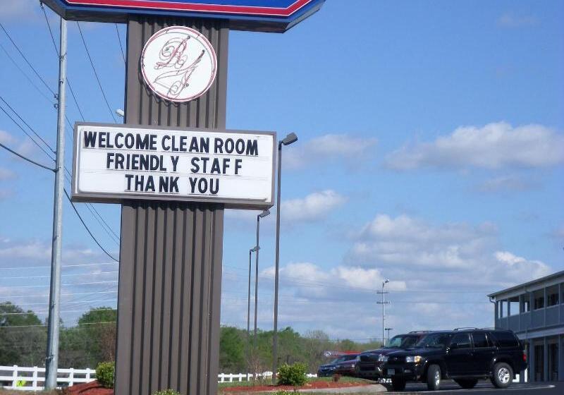 فندق Richland Inn  Lewisburg