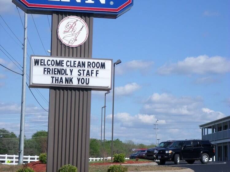 فندق Richland Inn  Lewisburg