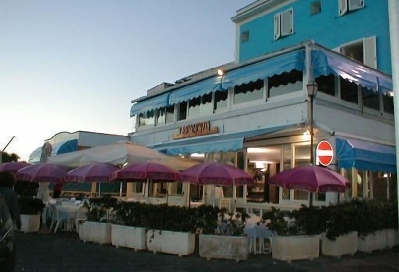 Отель Crescenzo