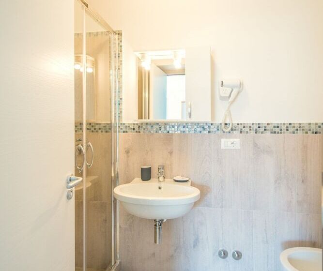 Отель Crescenzo