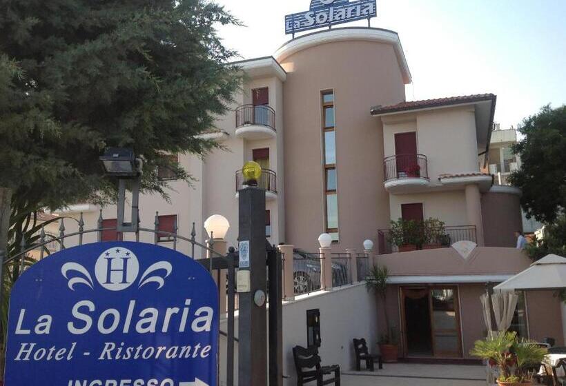 ホテル E Appartamenti La Solaria