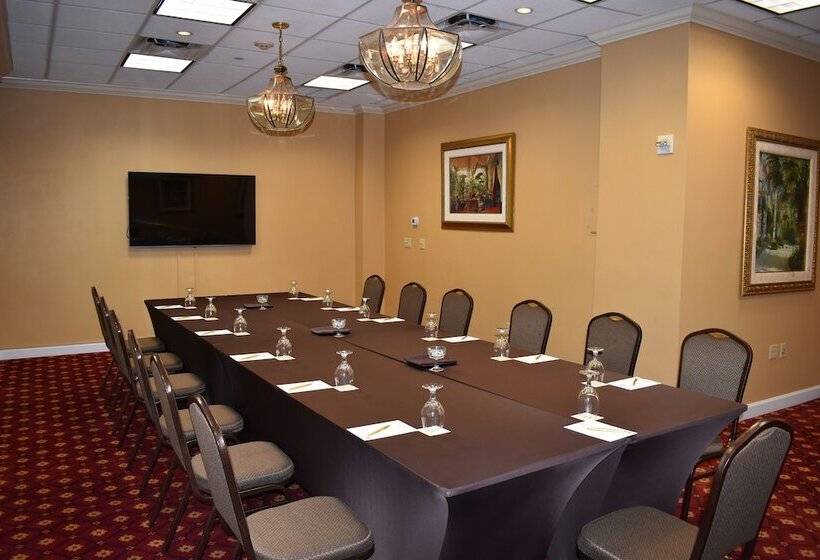 Отель Riverside