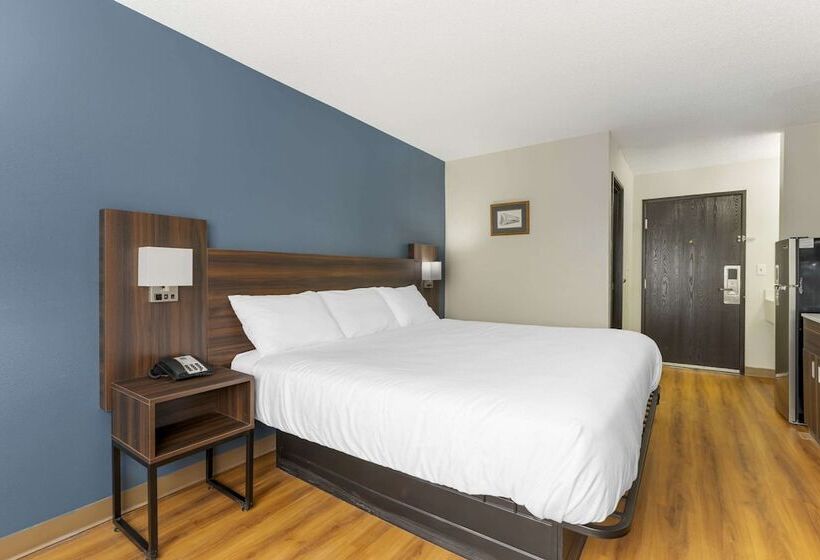 فندق Suburban Studios Lavale   Cumberland