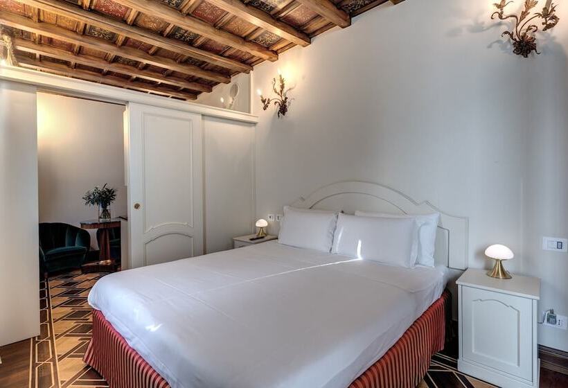 هتل Santa Marta Suites