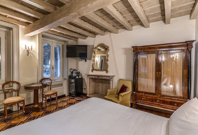 هتل Santa Marta Suites