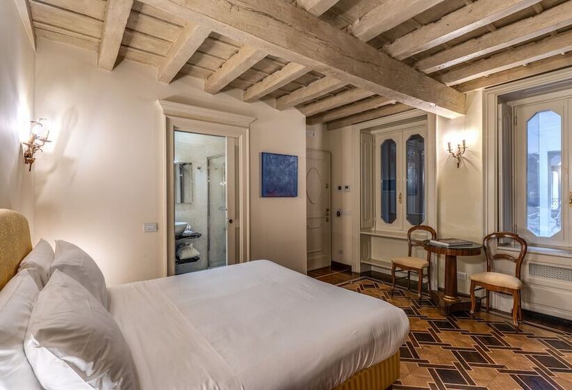 هتل Santa Marta Suites