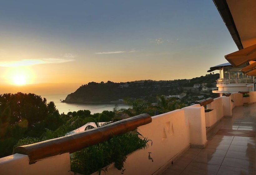 ホテル Scoglio Della Galea Village & Spa