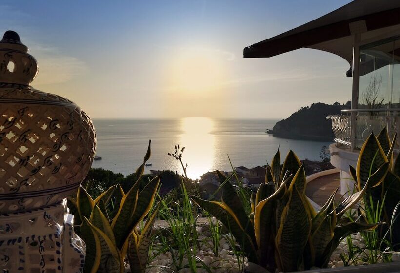 ホテル Scoglio Della Galea Village & Spa