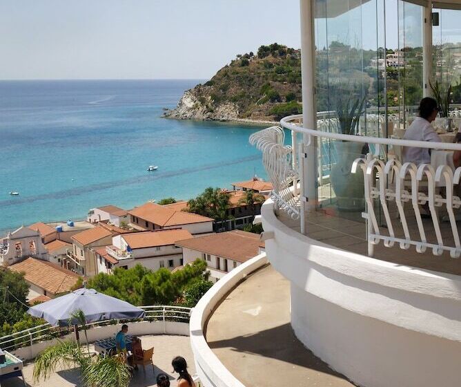 ホテル Scoglio Della Galea Village & Spa