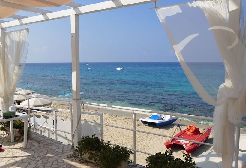 ホテル Scoglio Della Galea Village & Spa