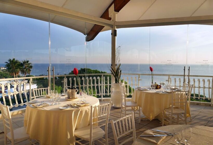 ホテル Scoglio Della Galea Village & Spa