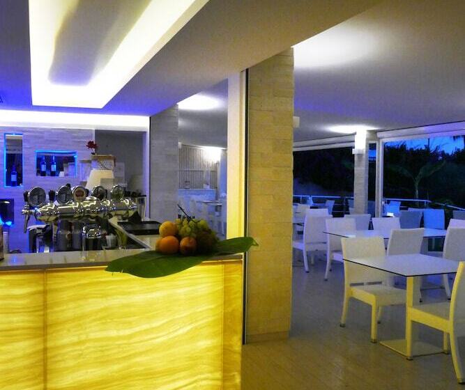 ホテル Scoglio Della Galea Village & Spa