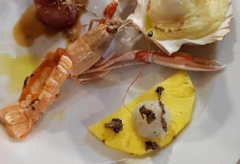 בית מלון כפרי Sea Palace