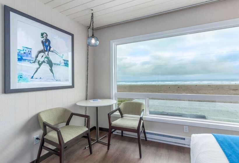 هتل Seashore Inn On The Beach Seaside