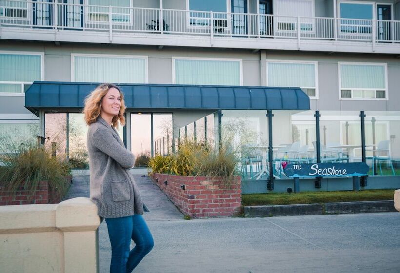 هتل Seashore Inn On The Beach Seaside