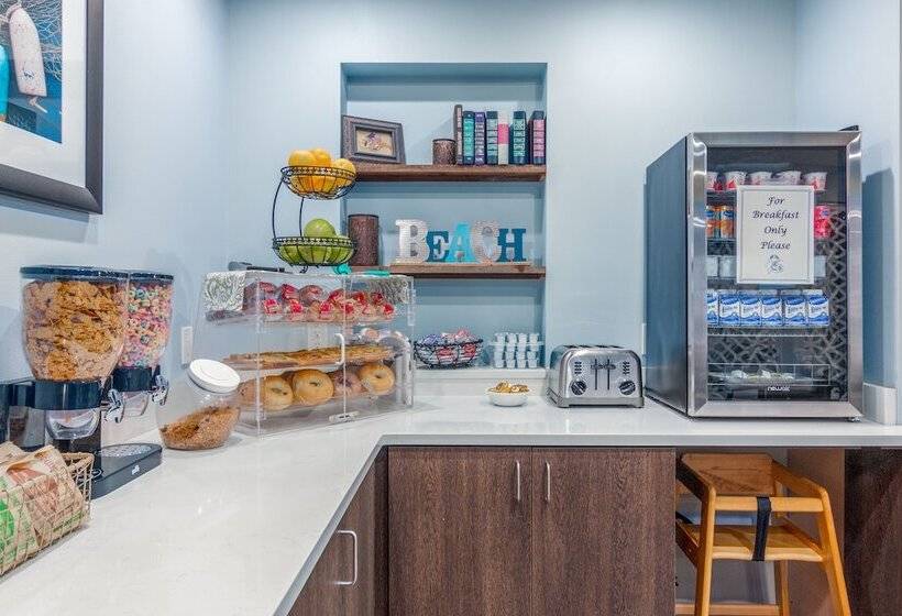 هتل Seashore Inn On The Beach Seaside