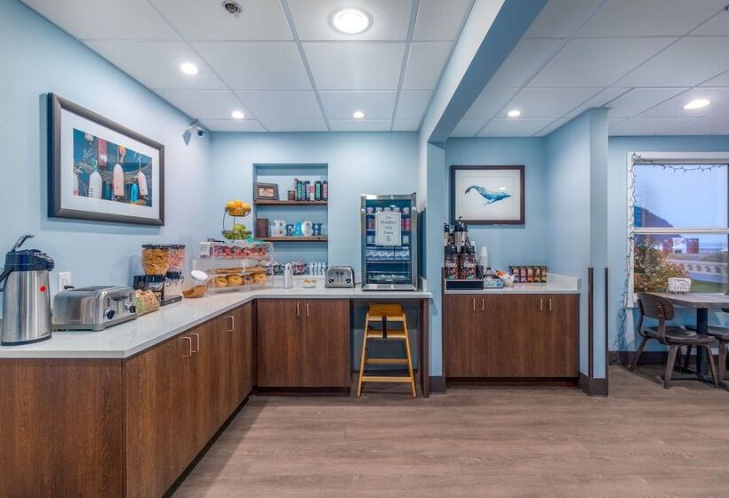 هتل Seashore Inn On The Beach Seaside