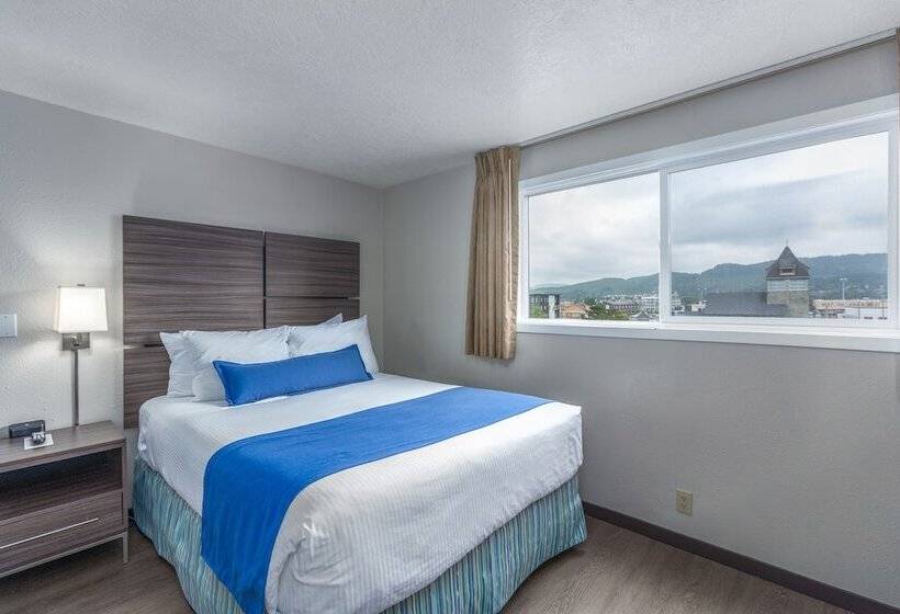 هتل Seashore Inn On The Beach Seaside