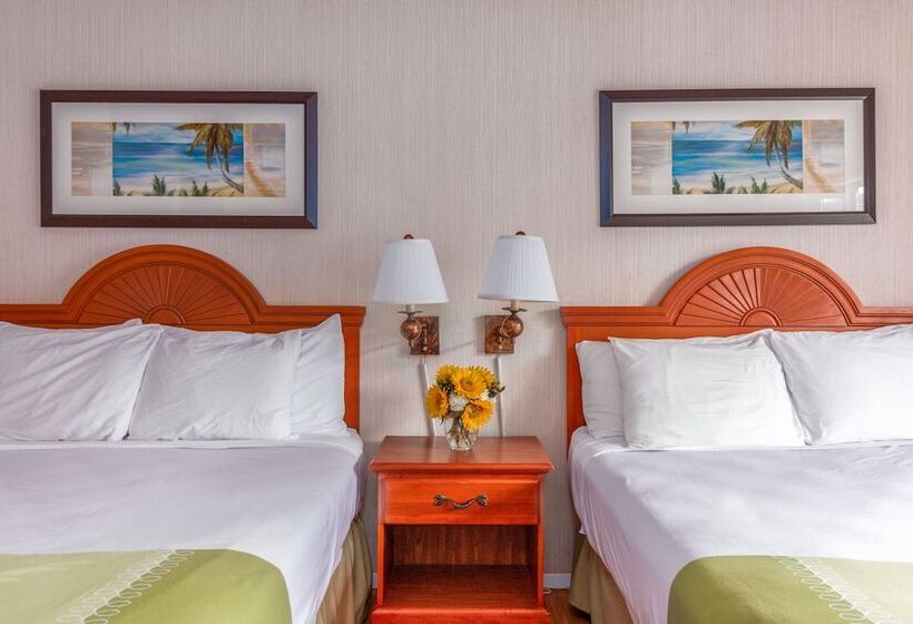 هتل Seashore Inn On The Beach Seaside