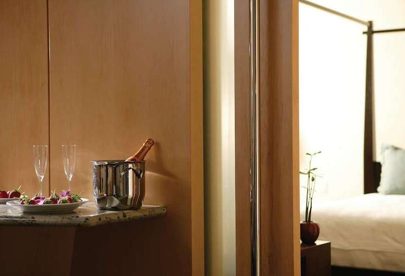 Seminole Hard Rock Hotel & Casino Hollywood