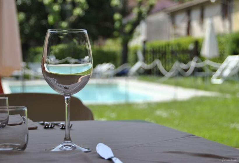 בית מלון כפרי Sette Archi