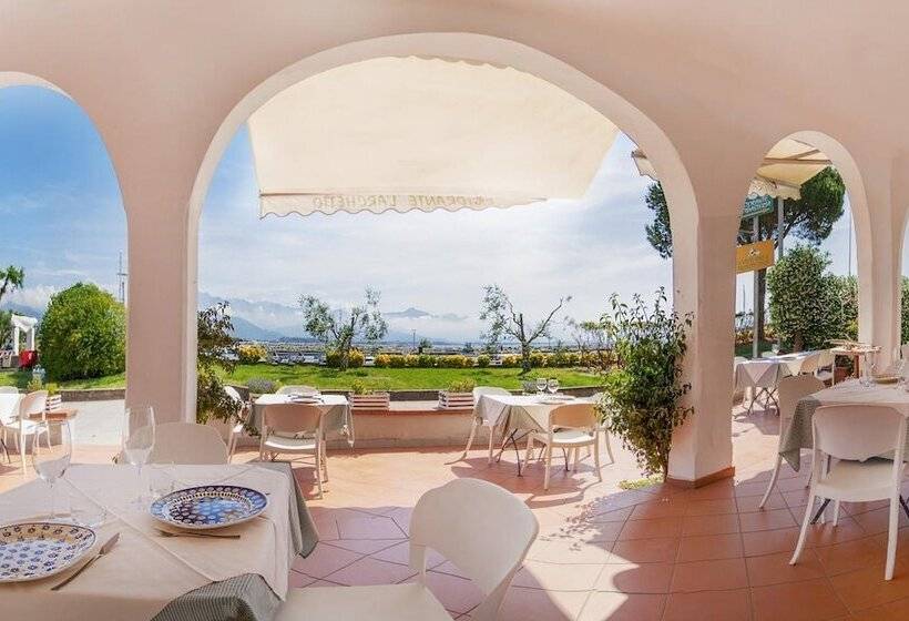 בית מלון כפרי Sette Archi