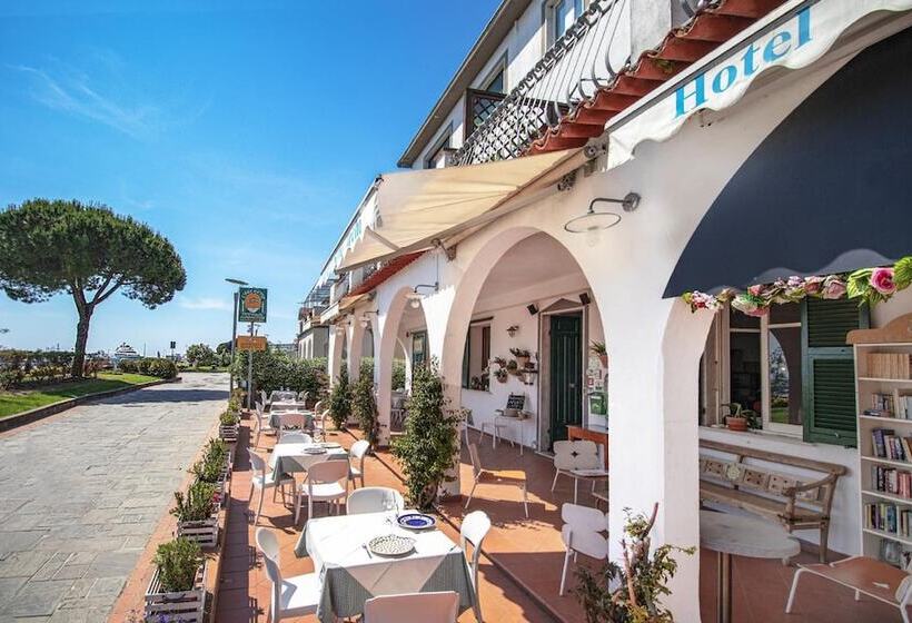 בית מלון כפרי Sette Archi