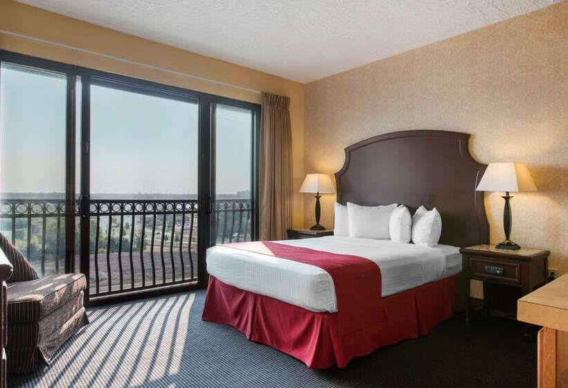 Shoreline Inn & Conference Center, Ascend Hotel Collection