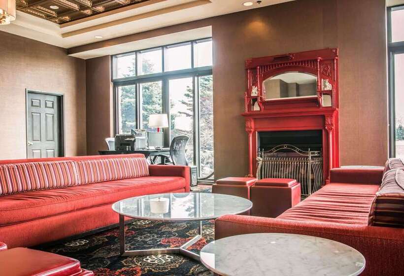 Shoreline Inn & Conference Center, Ascend Hotel Collection