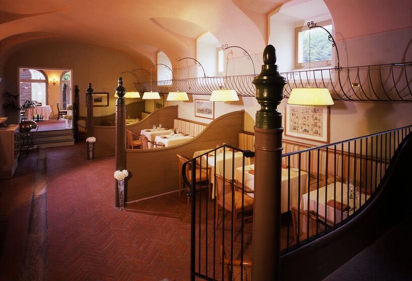 هتل Sina Villa Matilde