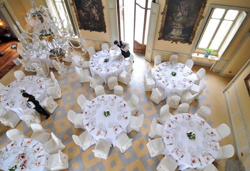 هتل Sina Villa Matilde