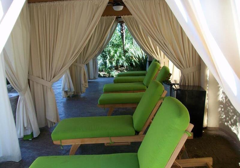 호텔 South Coast Winery Resort & Spa