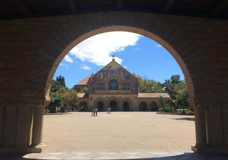 فندق Stanford Motor Inn