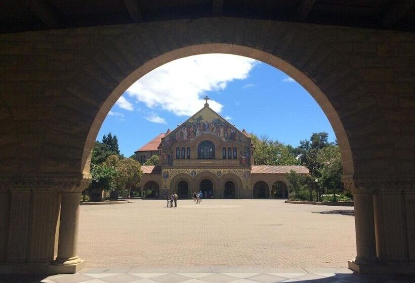 فندق Stanford Motor Inn