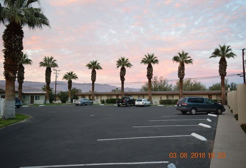 בית מלון כפרי Stanlunds Inn And Suites