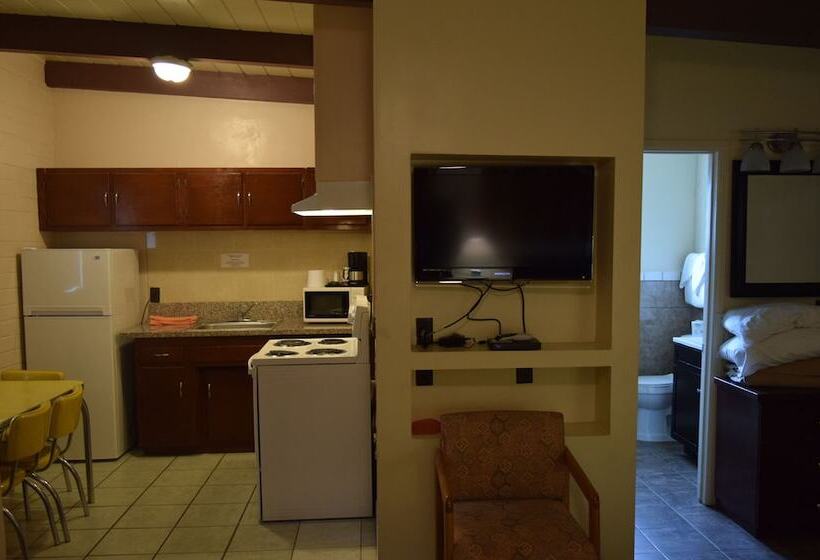 בית מלון כפרי Stanlunds Inn And Suites