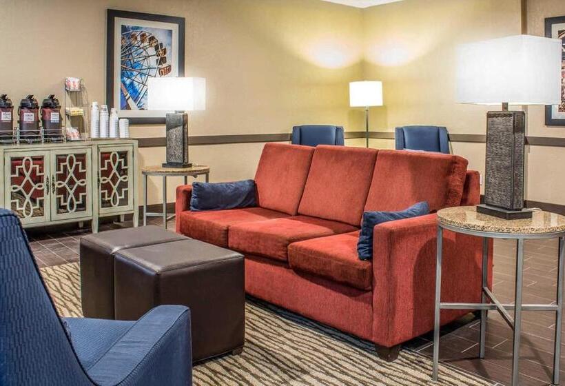 هتل Super 8 By Wyndham Altoona