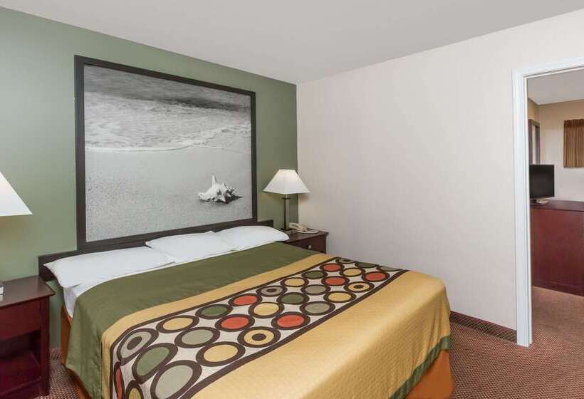 فندق Super 8 By Wyndham Monterey