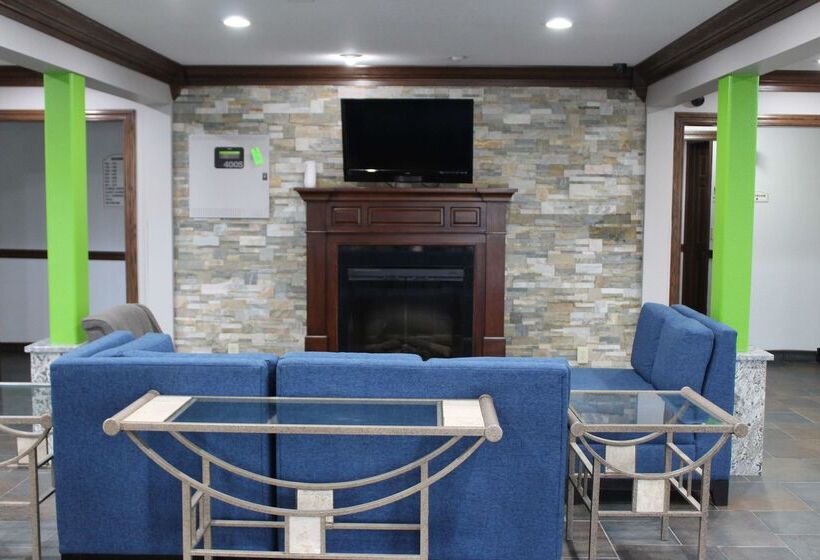 هتل Ramada By Wyndham Cedar Rapids South
