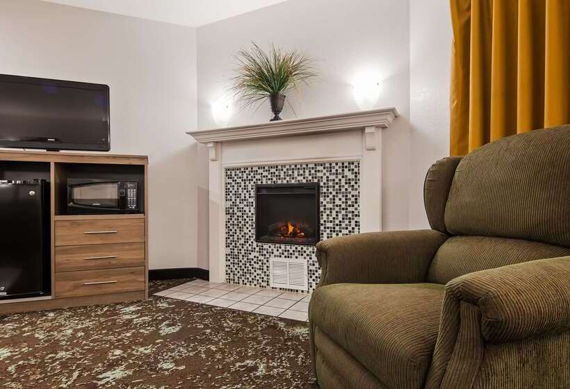 酒店 Ramada By Wyndham Cedar Rapids South