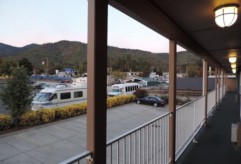 Отель Sweet Breeze Inn Grants Pass