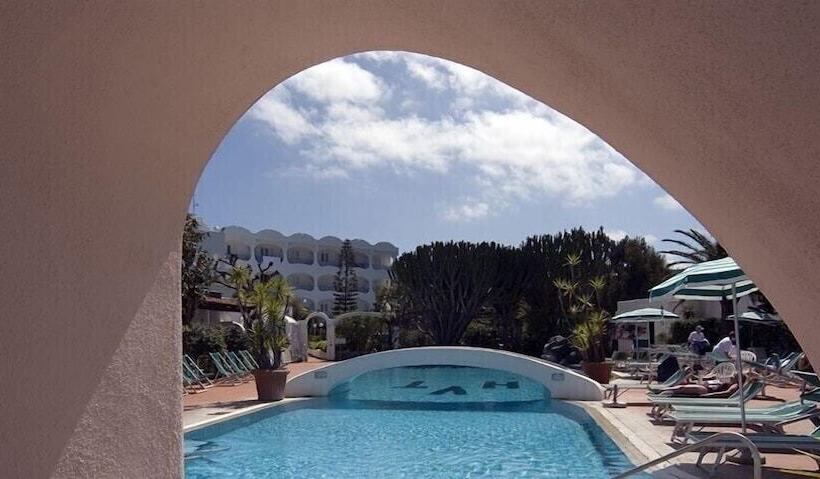 ホテル Terme Villa Teresa