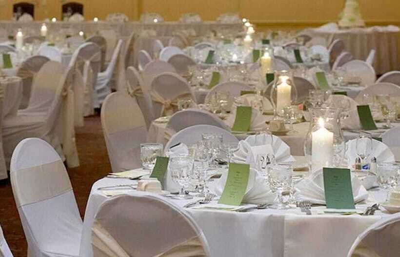 The Chateau Bloomington Hotel And Conference Center