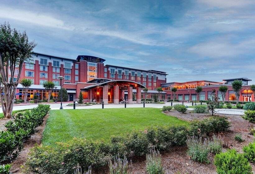 The Chattanoogan Hotel, Curio Collection By Hilton