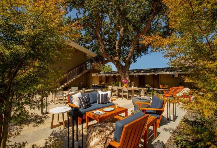 فندق The Cottages