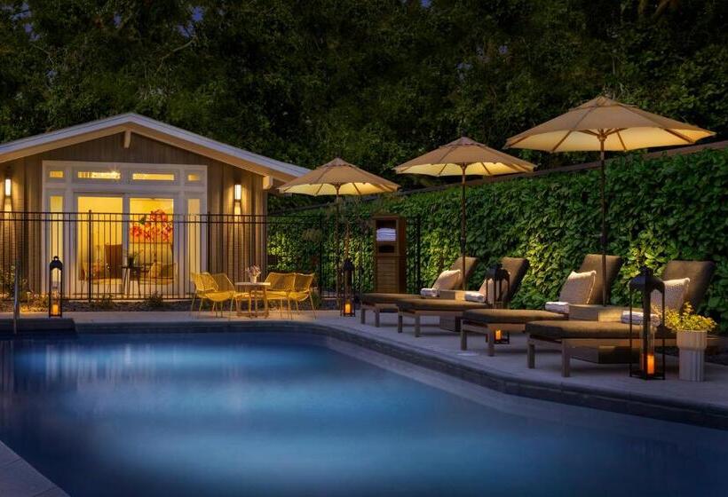 فندق The Cottages