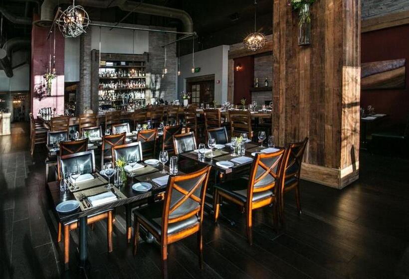 The Paramount Hotel Portland