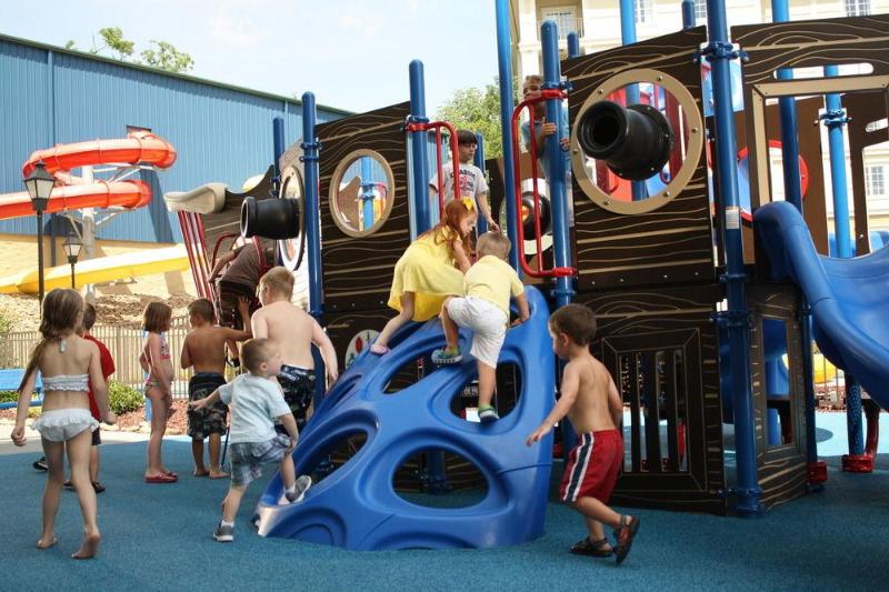 هتل The Resort At Governor's Crossing