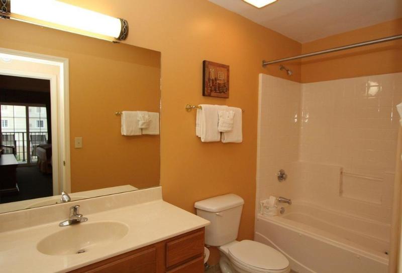 هتل The Resort At Governor's Crossing